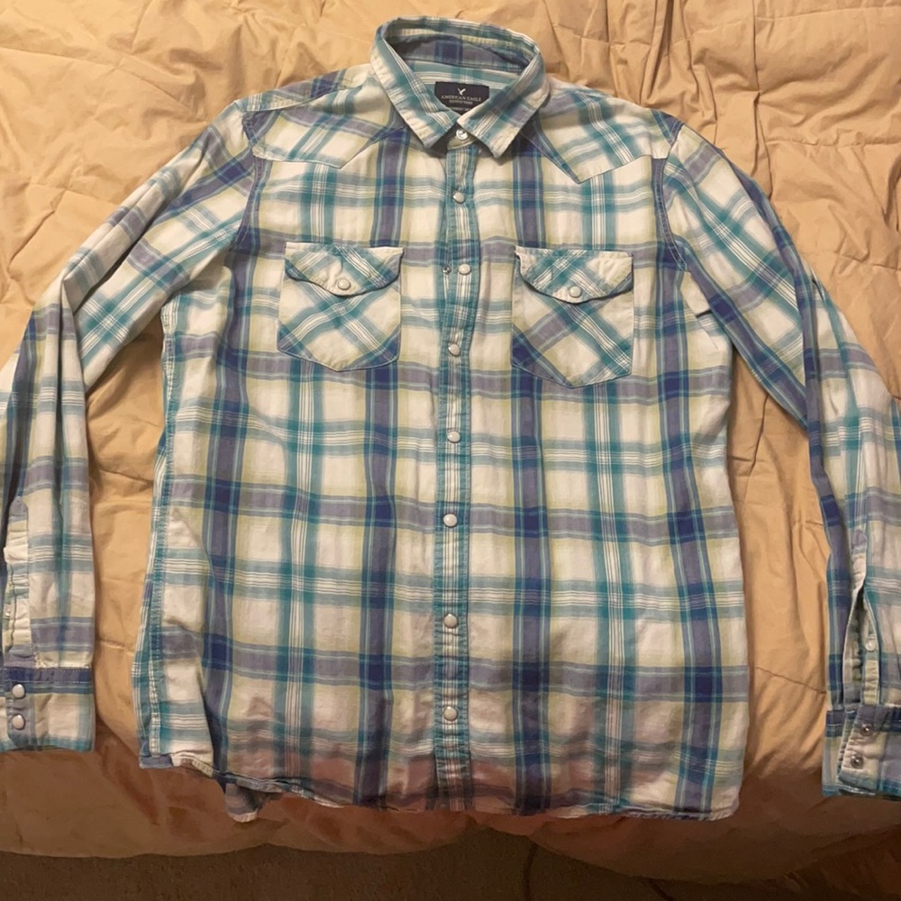 American Eagle pearl snap long sleeve flannel.  Men’s size Large Tall.